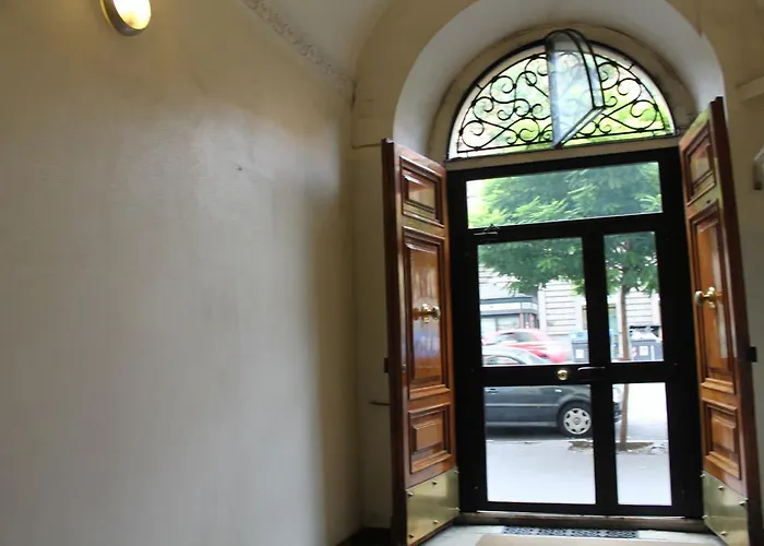 Oda ve Kahvaltı A Casa Di Nancy Roma